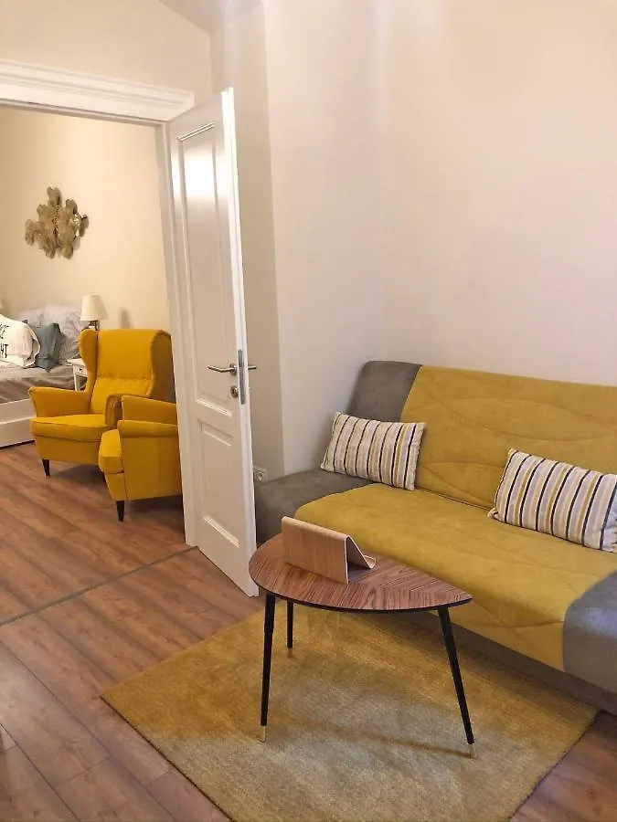 דירה Modern Comfort In Historical בודפשט